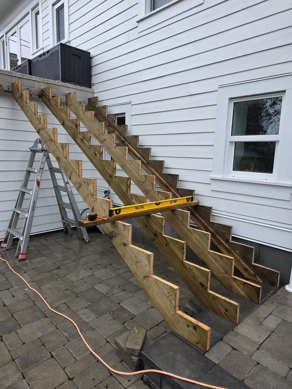 Composite stairs: stringers down from the upper deck