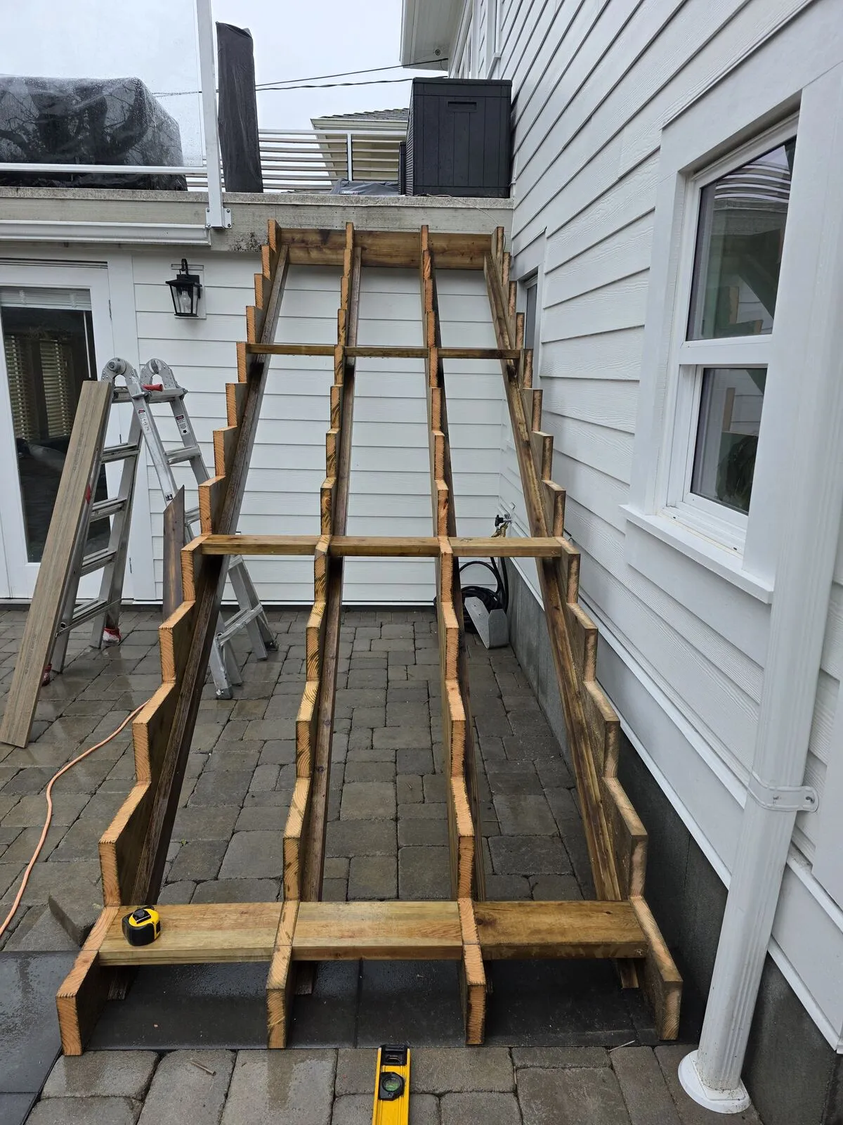 Composite stairs: stringers down from the upper deck